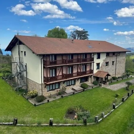 Aparthotel Rural Atxurra Bermeo