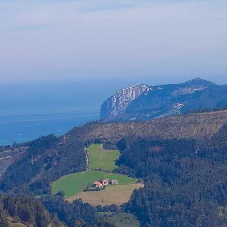 Apartahotel Rural Atxurra