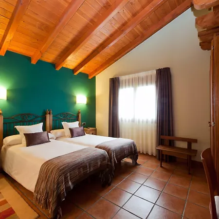 Apartahotel Rural Atxurra