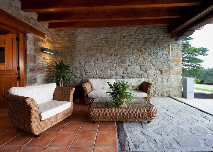 Aparthotel Rural Atxurra 3*