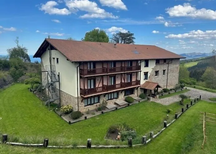 Aparthotel Rural Atxurra Bermeo