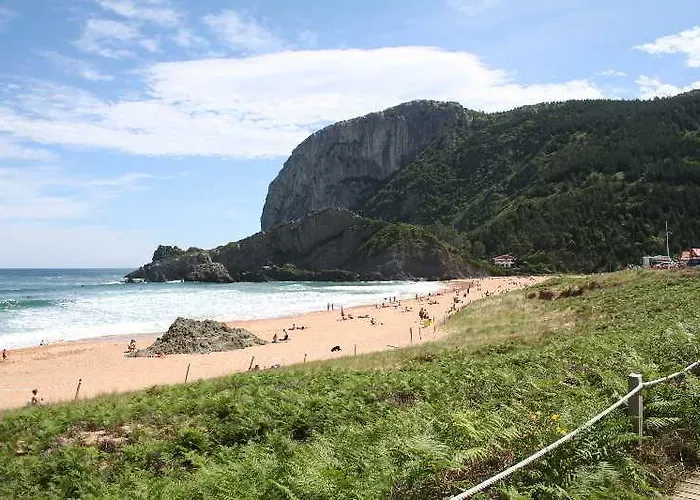 Rural Atxurra Aparthotel 3*