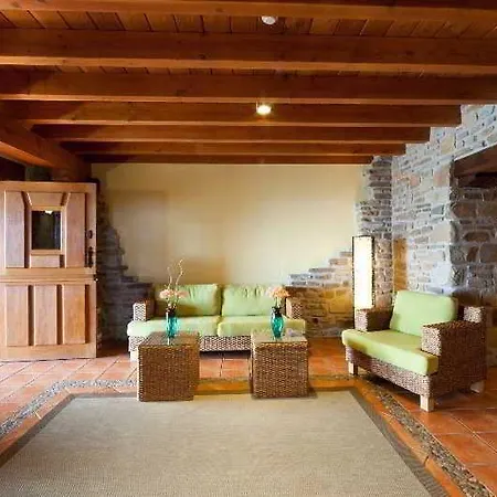 阿提克索拉乡村公寓酒店 3*