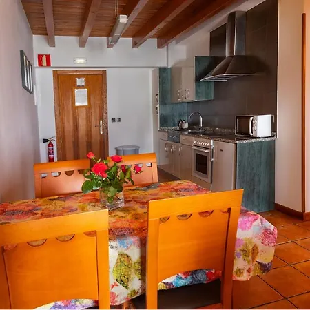 Hotel-apartamento Rural Atxurra Ξενοδοχείο με διαμερίσματα Μπερμέο