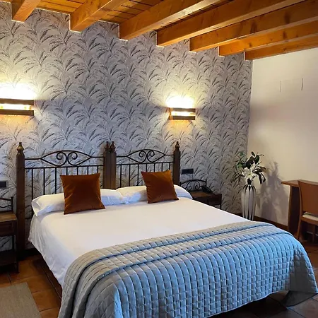 Ξενοδοχείο με διαμερίσματα Hotel-apartamento Rural Atxurra 3*