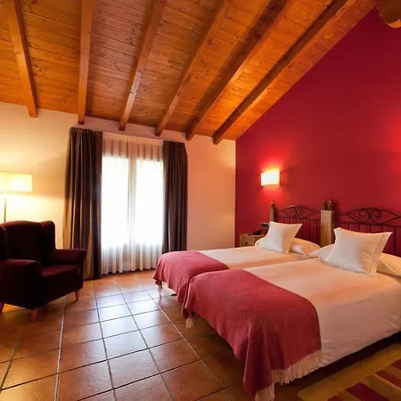 Hotel-apartamento Rural Atxurra 3*